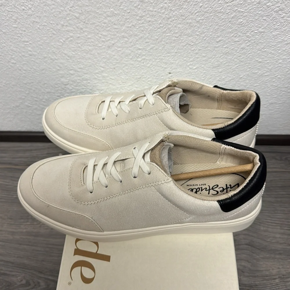 LifeStride Happy Hour Women's Sneakers (WIDE)